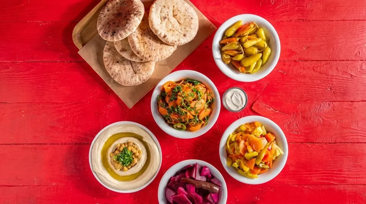 מהפכת טעמים מהבוקר עד הערב בשבח